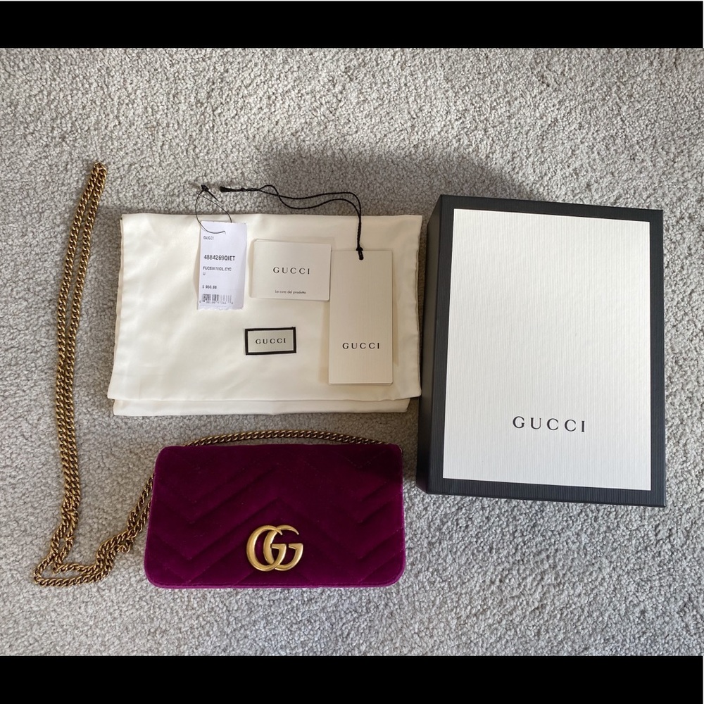 Gucci GG Marmont Fuchsia Velvet Crosssbody Bag